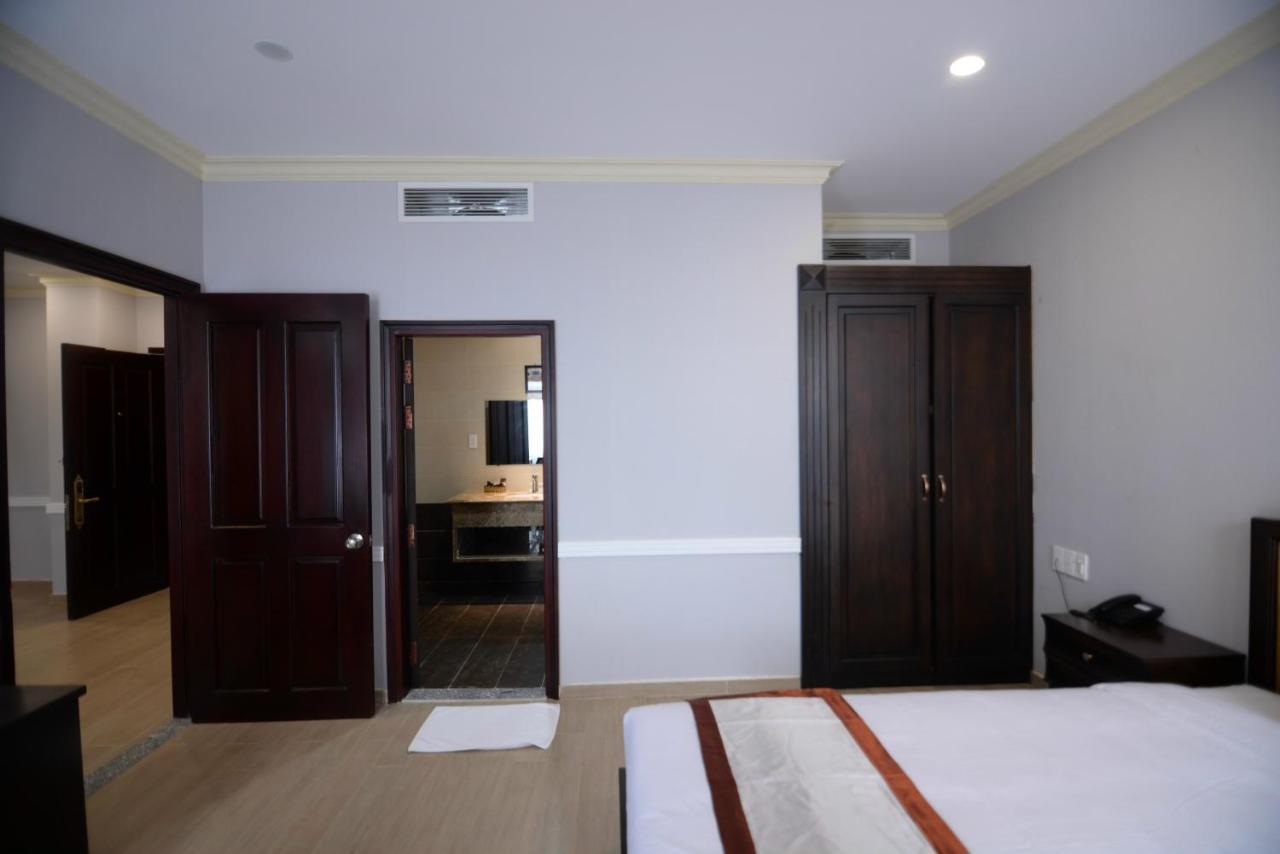 Que Toi Hotel Soc Trang Extérieur photo