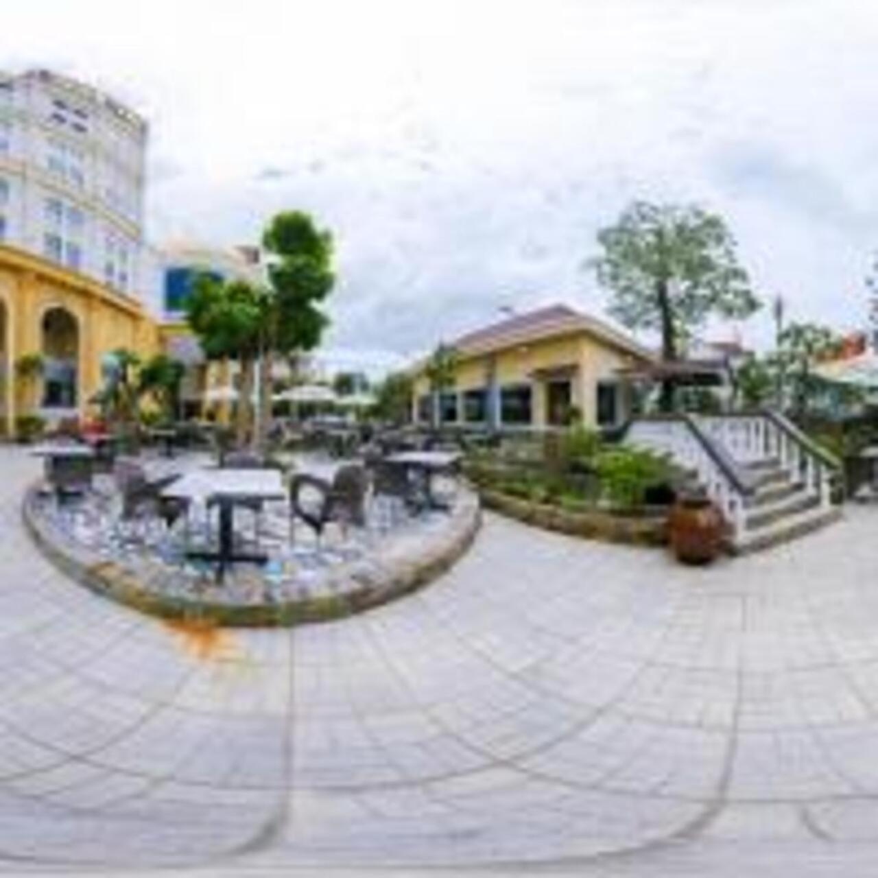 Que Toi Hotel Soc Trang Extérieur photo